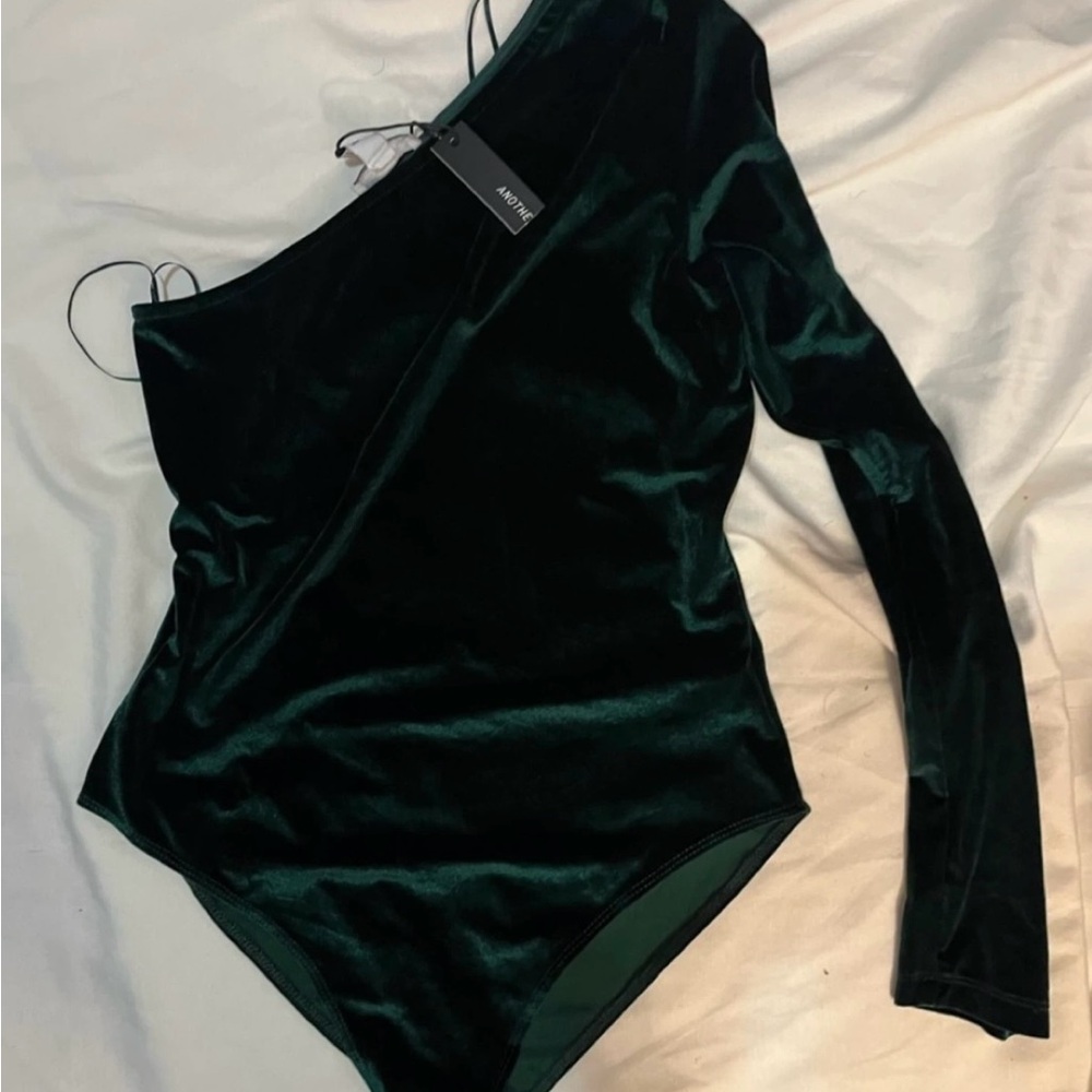 Elegant Dark Green Velvet One-Shoulder Jumpsuit